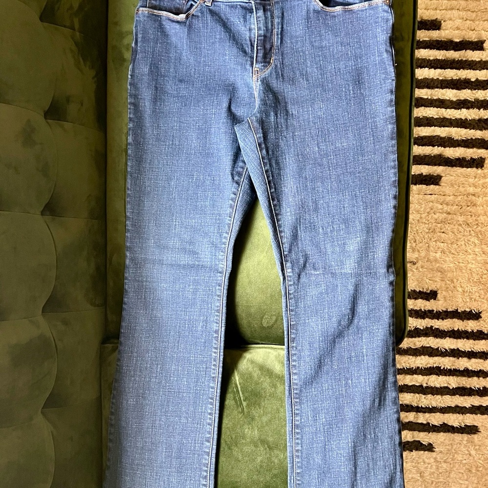 Levi’s - Classic Blue Women's Jeans - Picture 3 of 4